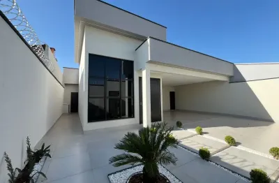 Casa com 3 quartos à venda na Alameda Afonso Pena, 10, Setor Faiçalville, Goiânia