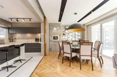 Apartamento com 4 quartos sendo 2 suítes, 4 vagas e depósito, em frente a praça do japão