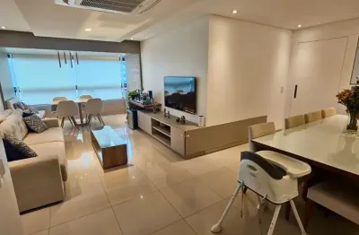Vendo apartamento 3 quartos em boa viagem próximo ao mar.