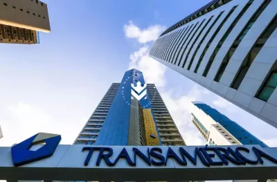 Flat mobiliado no transamérica na avenida boa viagem para venda