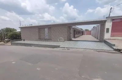Casa com quintal grande a venda no bairro tarumã, manaus