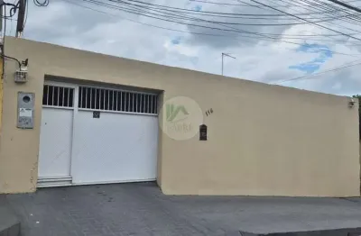 Casa com 4 quartos à venda na Rua Professora Heloisa Monteiro, 116, Flores, Manaus