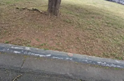 Terreno à venda no Jardim da Rainha, Itapevi 