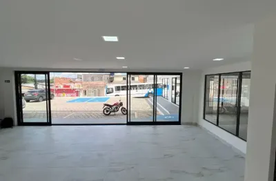 Ponto comercial com 1 sala à venda na Rua Alvinópolis, 50, Flores, Manaus