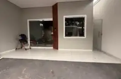 Casa de 3 quartos / av das torres / parque dez / residêncial fechado/  quartos com ar condicionado e armários planejados