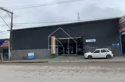 Aluga-se galpão 350 m² na av. principal de jardim limoeiro - serra