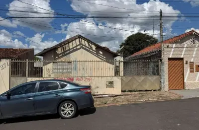 Casa à venda, 2 quartos, 2 vagas, núcleo habitacional silvério cartafina - uberaba/mg