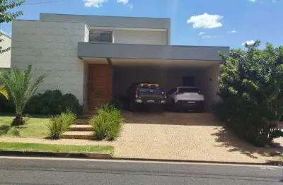 Vende-se casa de alto padrão no condomínio damha ii