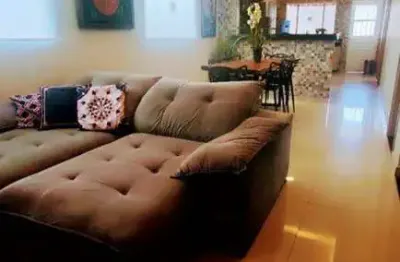 Vende-se casa com acabamento de primeira no jardim copacabana!