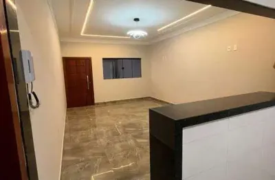 Vende-se casa de alto padrão no residencial jardim nenê gomes!