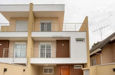 Casa com 3 quartos à venda na rua francisco dos santos lima, 24, santo inácio, curitiba, 179 m2 por r$ 1.350.000