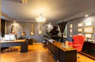 Casa com 3 quartos à venda na rua doutor mohty domit, 27, jardim social, curitiba, 440 m2 por r$ 2.100.000