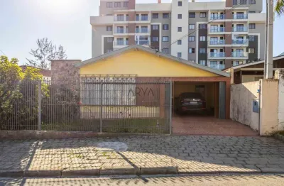 Casa com 3 quartos à venda na rua júlio eduardo gineste, 850, santa quitéria, curitiba, 352 m2 por r$ 750.000