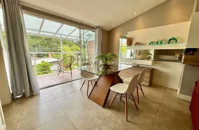 Casa com 4 quartos à venda na rua cipriano antônio rigotto, 237, são lourenço, curitiba, 171 m2 por r$ 1.050.000