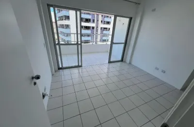 Apartamento em boa viagem 3 quartos sendo 1 suíte proximo ao colegio americano