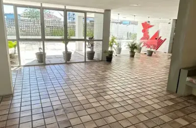 EXCLUSIVIDADE, ESPAÇO E VISTA MAR EM PIEDADE Apartamento alto padrão no Edf. Ikária – 5º andar