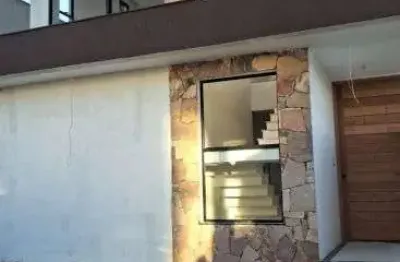 Sobrado para venda com 156 metros quadrados com 4 quartos
