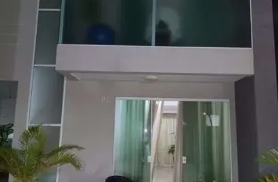 Casa de condomínio para venda tem 120 m² com 3 suítes e 2 vagas de garagem em ipitanga