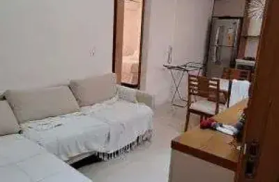 Imóvel para aluguel tem 45 metros quadrados com 2 quartos