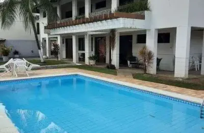 Excelente casa 5/4 sendo 4 suítes, piscina e área gourmet em vilas do atlântico