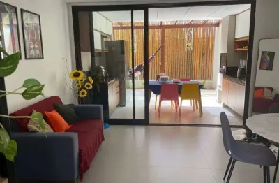 Apto possui 93 m2 com 2 quartos , cozinha goumet e garden