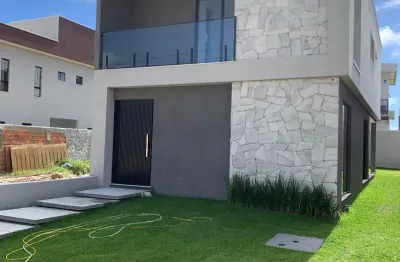 Casa duplex está localizada no bairro vila de abrantes (abrantes) com 169 metros quadrados com 4 quartos sendo 3 suites e 5 banheiros