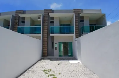 Excelente casa duplex 3 quartos a 30 metros da praia de ipitanga