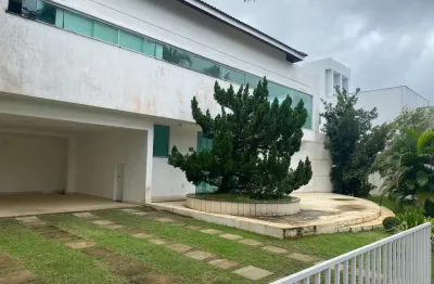 Casa duplex para aluguel possui 180 metros quadrados com 3 quartos