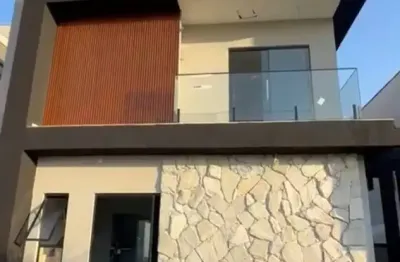 Vendo casa de alto padrão    endereço: condomínio alvorada   ( próximo ao alphaville litoral norte )