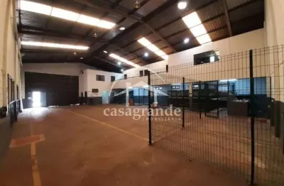 Barracão / galpão / depósito com 6 salas para alugar na avenida joão pinheiro, 1, umuarama, uberlândia por r$ 8.000