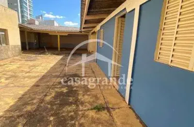 Sala comercial com 5 salas para alugar na avenida cesário alvim, 1, nossa senhora aparecida, uberlândia por r$ 5.000