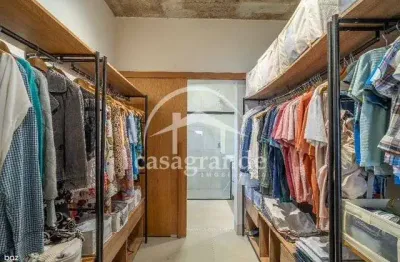 Casa com 3 quartos à venda na avenida victor alves pereira, 1, novo mundo, uberlândia por r$ 1.500.000