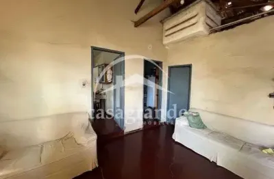 Casa com 4 quartos à venda na rua tupis, 471, vigilato pereira, uberlândia por r$ 320.000