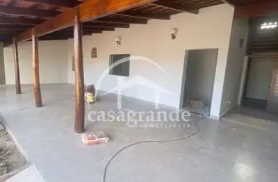 Casa comercial com 1 sala para alugar na rua duque de caxias, 1699, daniel fonseca, uberlândia por r$ 4.000