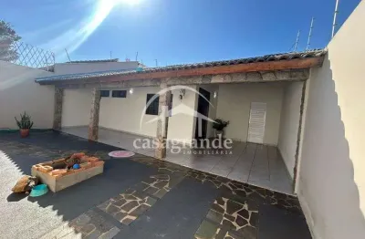 Casa com 4 quartos à venda na rua cirineu menezes, 610, vigilato pereira, uberlândia por r$ 580.000