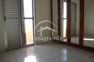 Apartamento com 3 quartos para alugar no santa mônica, uberlândia  por r$ 2.300