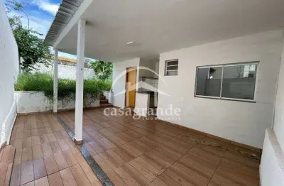 Casa comercial com 2 salas para alugar na Rua Dom Barreto, 1, Fundinho, Uberlândia por R$ 4.800