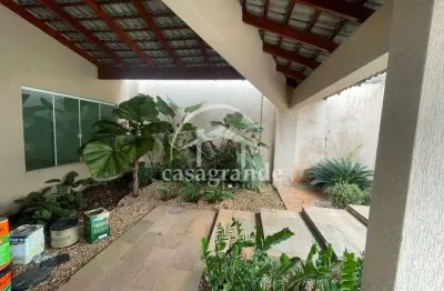 Casa com 3 quartos para alugar na Rua das Magnólias, 1, Cidade Jardim, Uberlândia por R$ 5.900