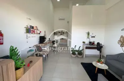 Ponto comercial para alugar na Avenida Victor Alves Pereira, 1, Novo Mundo, Uberlândia por R$ 2.300