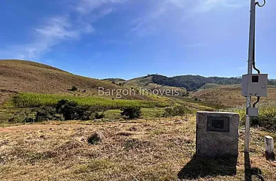 Terreno com 1.093m² a venda no condomínio portal de belmiro braga