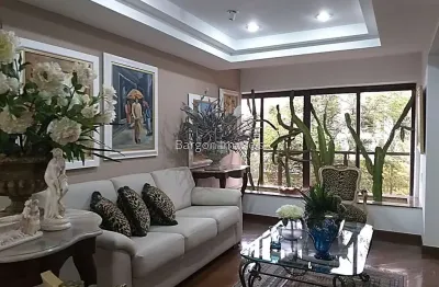 Apartamento garden com 3 quartos sendo 1 suíte mais ampla área externa privativa com 3 vagas de garagem para venda no centro em juiz de fora