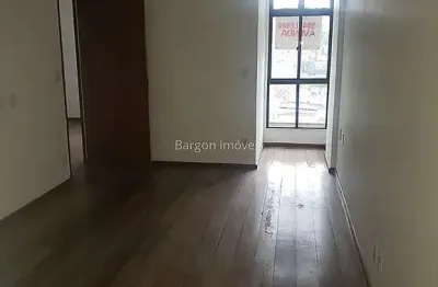 Excelente oportunidade apartamento quarto e sala a venda no centro de juiz de fora