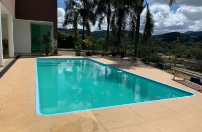 Granja com 4 quartos sendo 1 suíte a venda no condomínio prainha de monte verde em juiz de fora