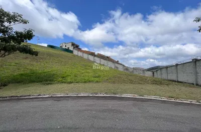 Lote com 1006 m² a venda no condomínio alphaville em juiz de fora