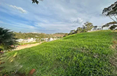 Lote com 668m² a venda no condomínio residencial alvim em juiz de fora