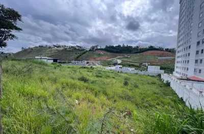Área comercial com 3036 m quadrados no são pedro em juiz de fora