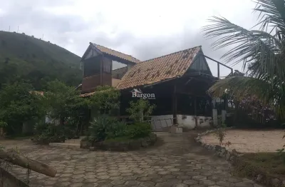 Sítio com 20.000m² a beira da represa chapeu d'uvas a venda em ewbank da câmara mg.