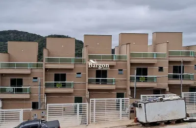 Casa triplex com 2 quartos à venda no bairro jardim são joão em juiz de fora