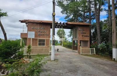 Granja 3 quartos sendo 3 suítes no condomínio lagoa bonita