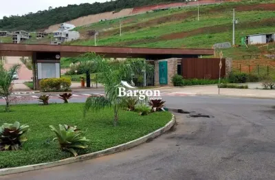 Lote com 300 metros quadrados a venda no condomínio estrela do lago em juiz de fora